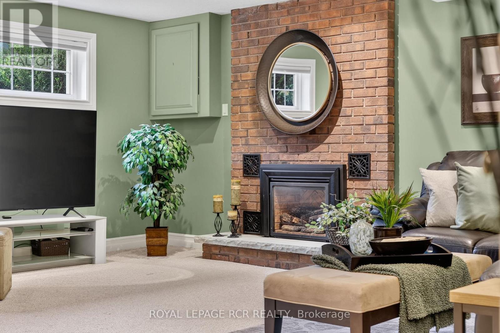 60 HOLMES DRIVE - 22