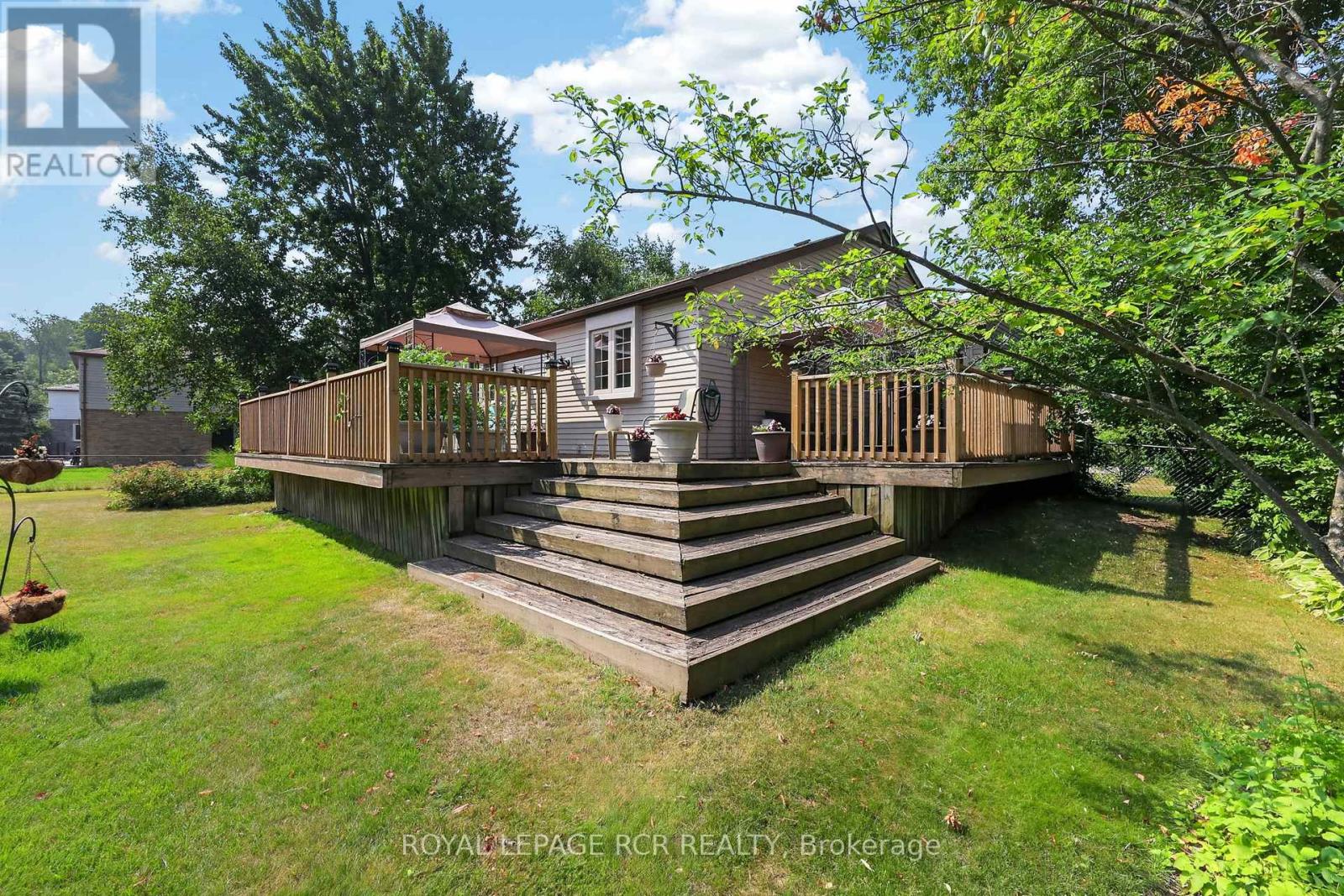 60 HOLMES DRIVE - 33