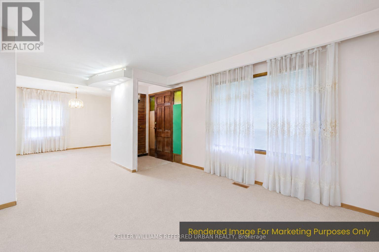 7 SAUNDERS CRESCENT - 6