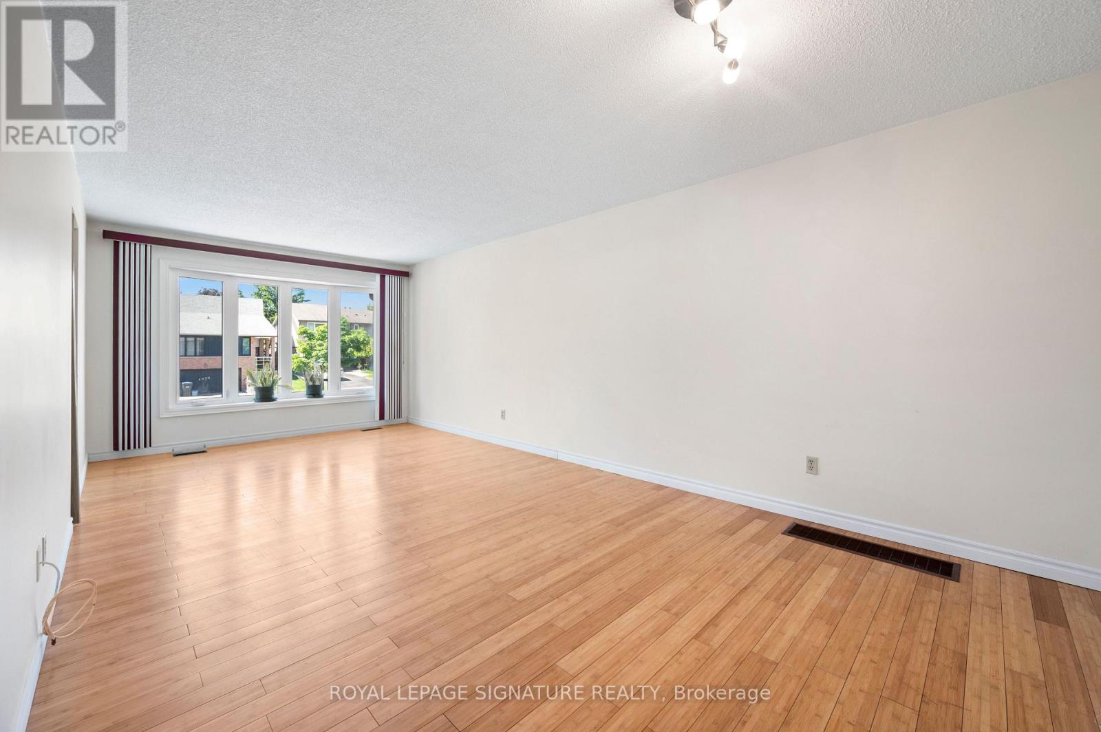 4069 JEFTON CRESCENT - 15