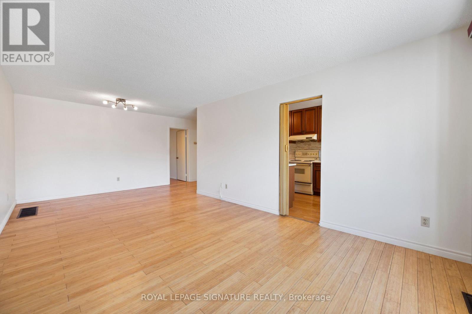 4069 JEFTON CRESCENT - 17