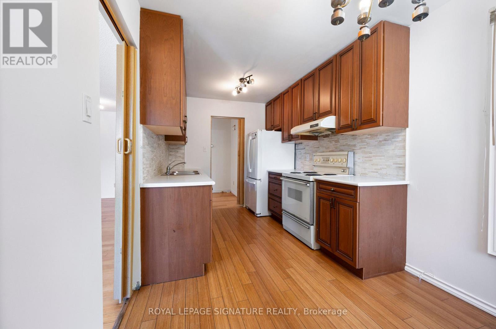 4069 JEFTON CRESCENT - 21