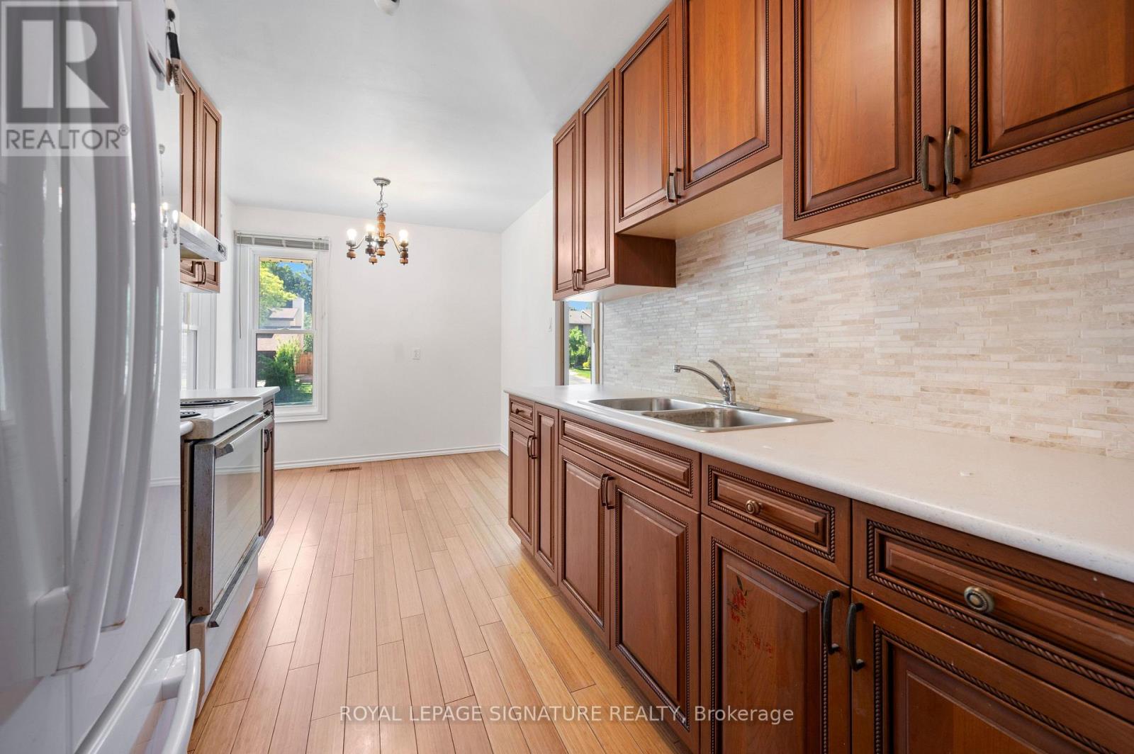 4069 JEFTON CRESCENT - 24