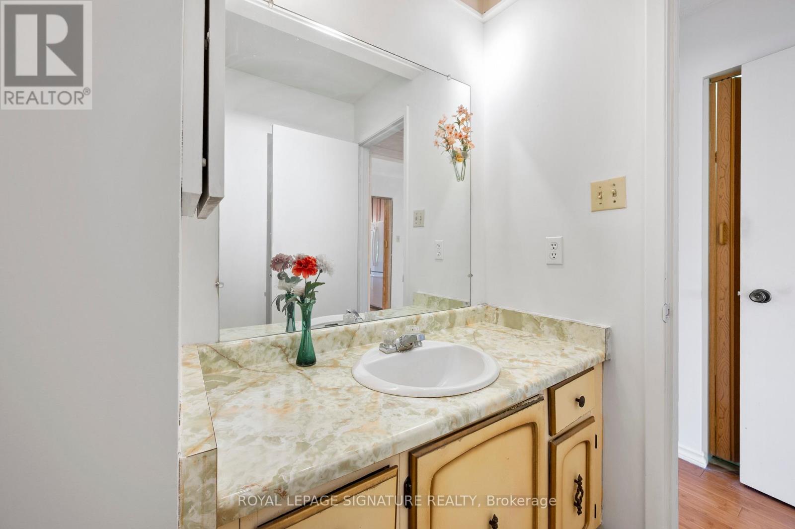 4069 JEFTON CRESCENT - 33