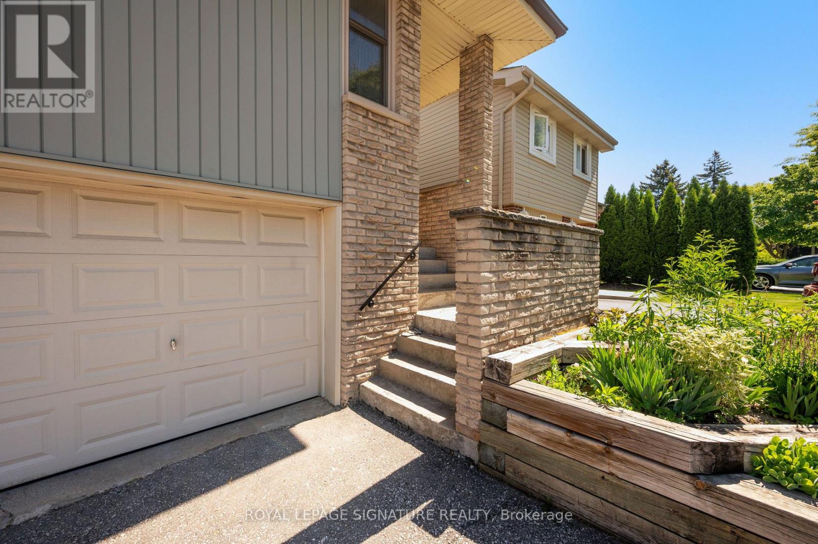 4069 JEFTON CRESCENT - 5