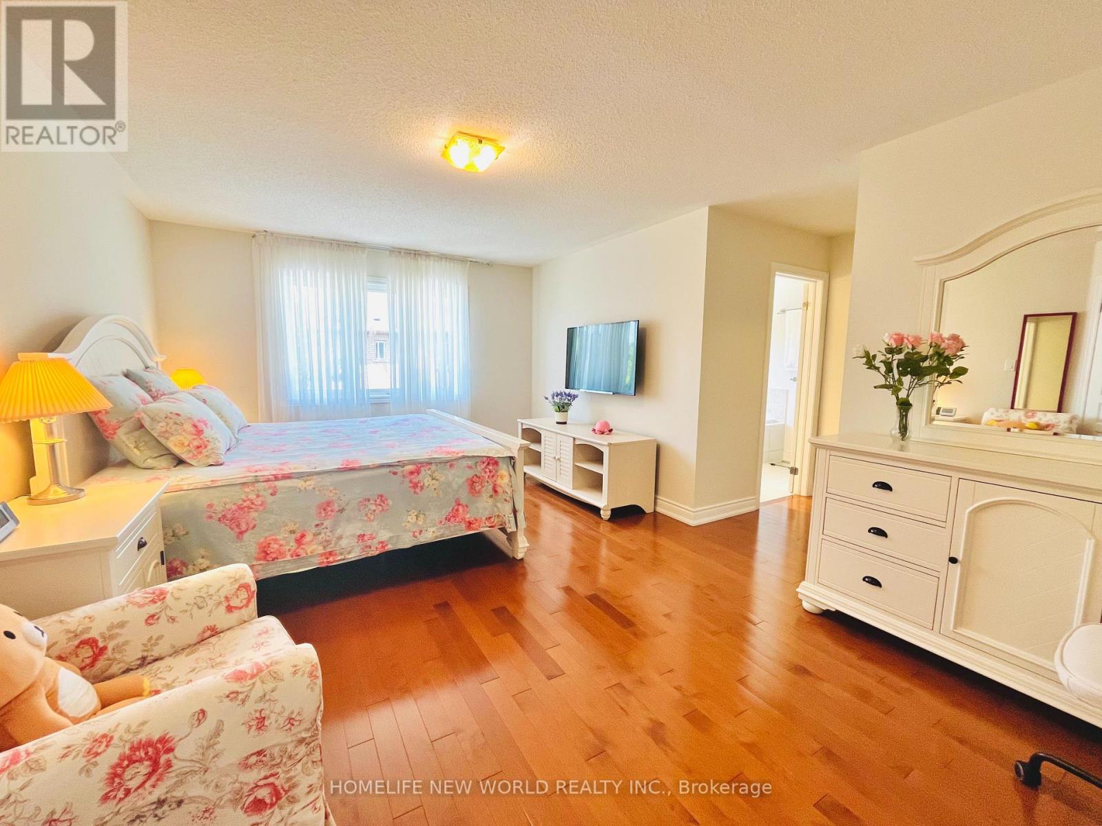 325 ADMIRAL DRIVE - 15