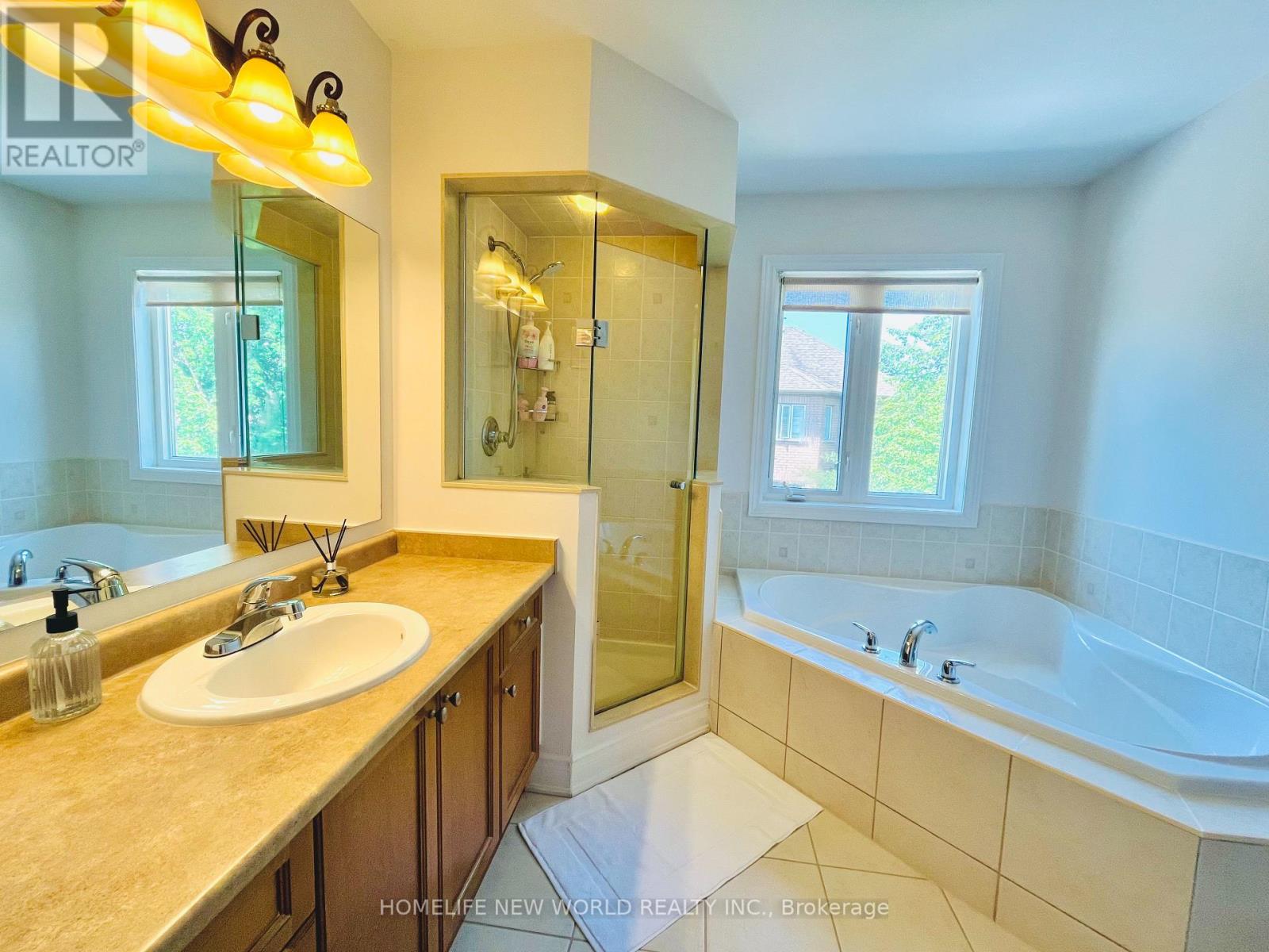 325 ADMIRAL DRIVE - 17