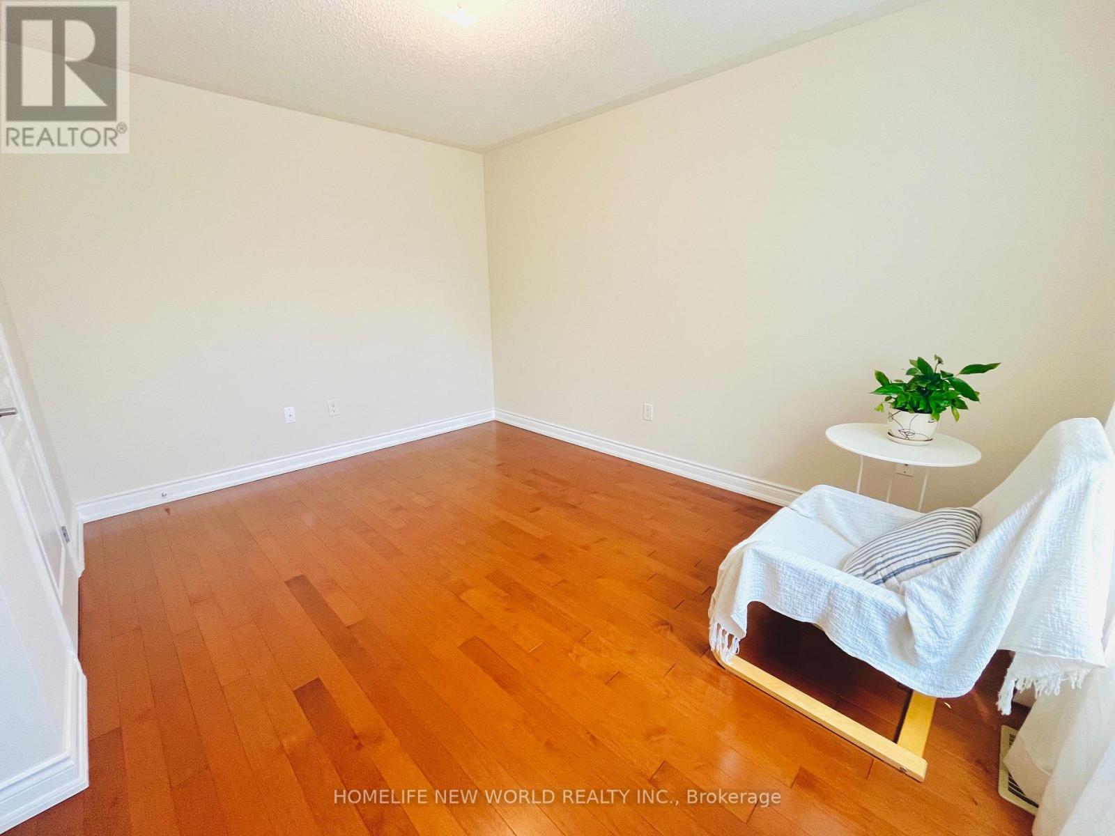 325 ADMIRAL DRIVE - 20