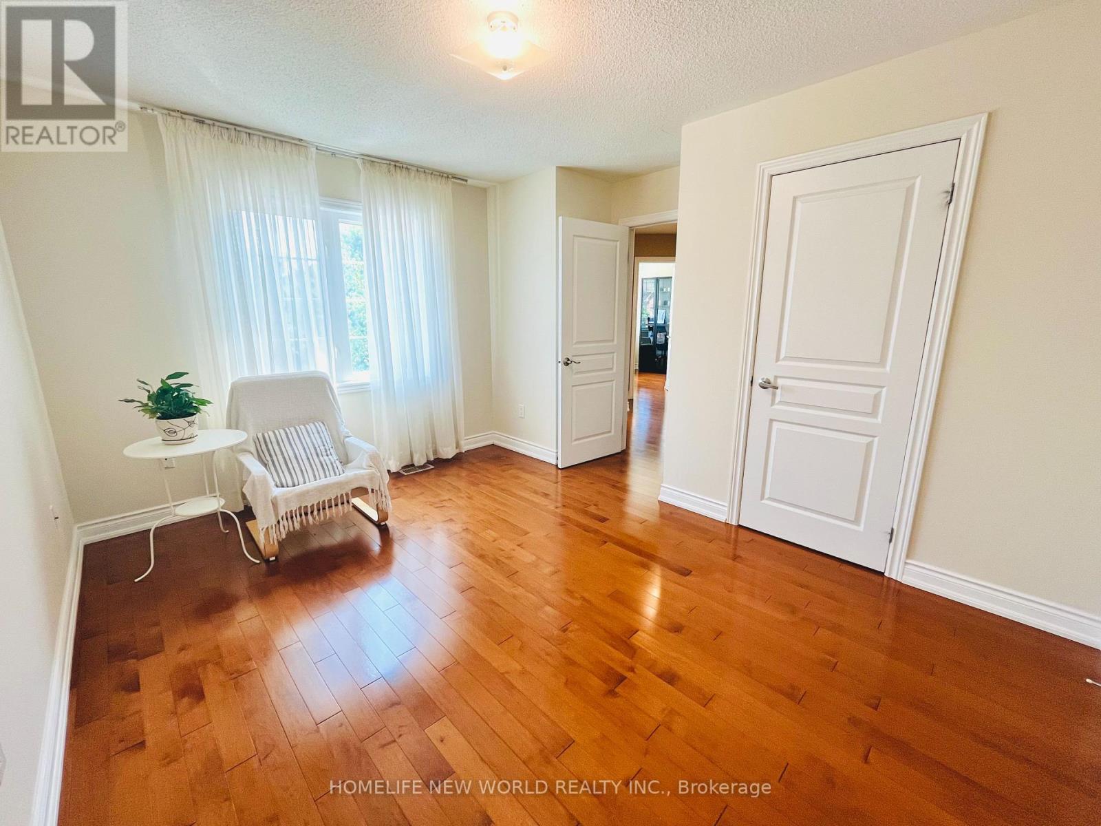 325 ADMIRAL DRIVE - 21