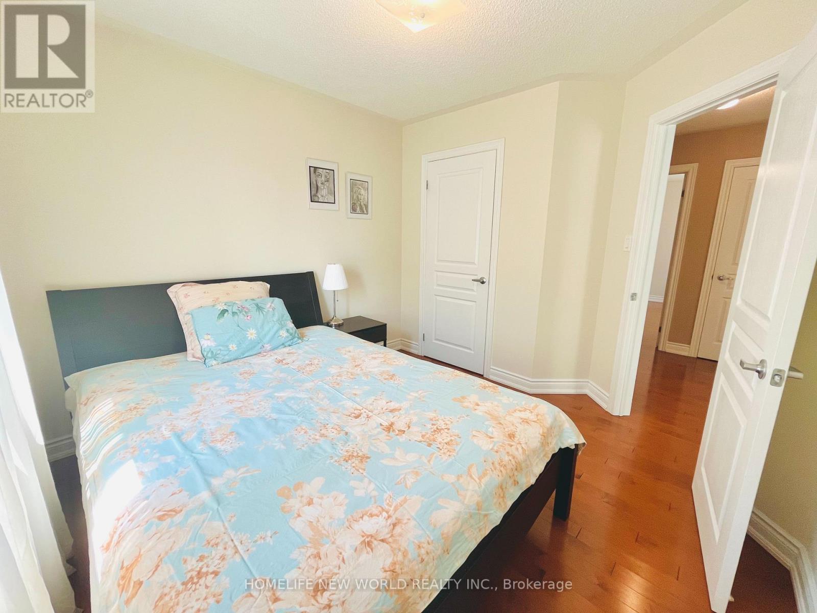 325 ADMIRAL DRIVE - 26