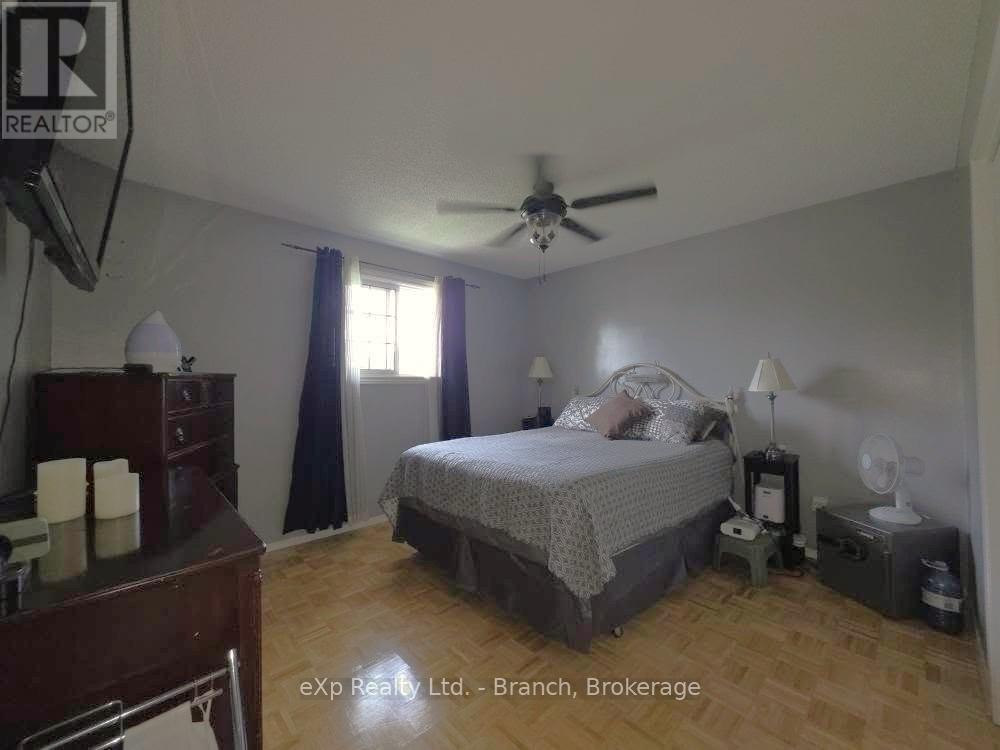 17 GAUTHIER STREET - 21