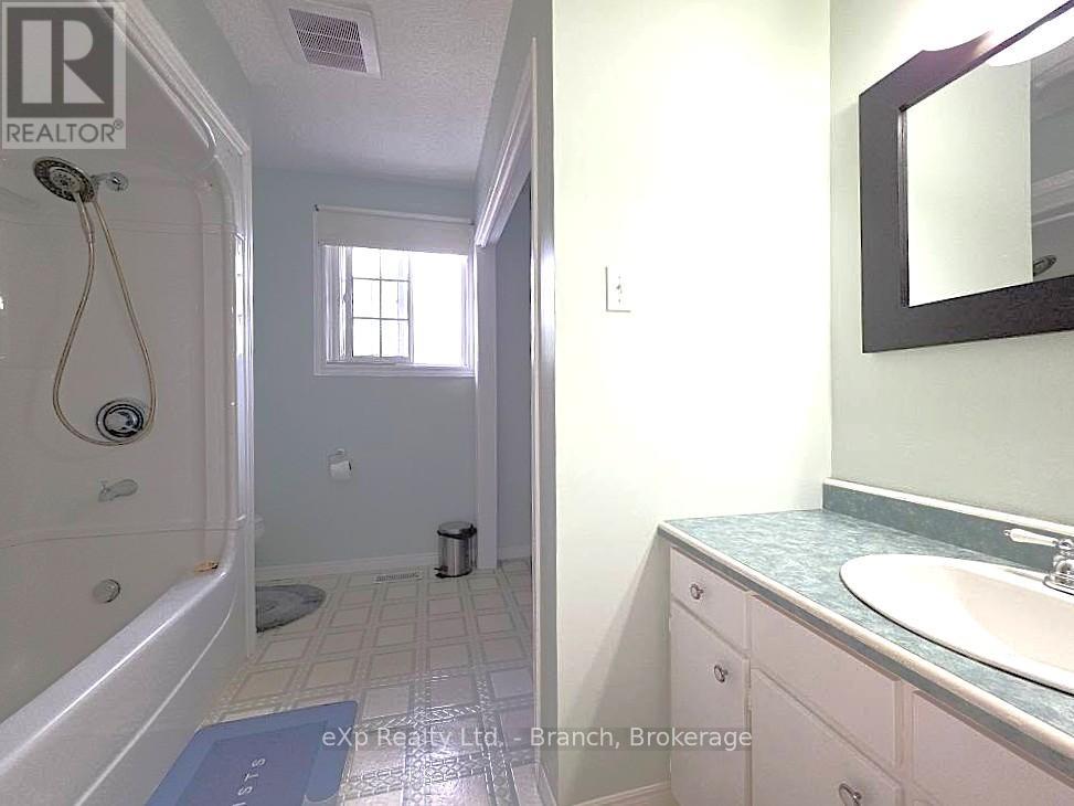 17 GAUTHIER STREET - 17