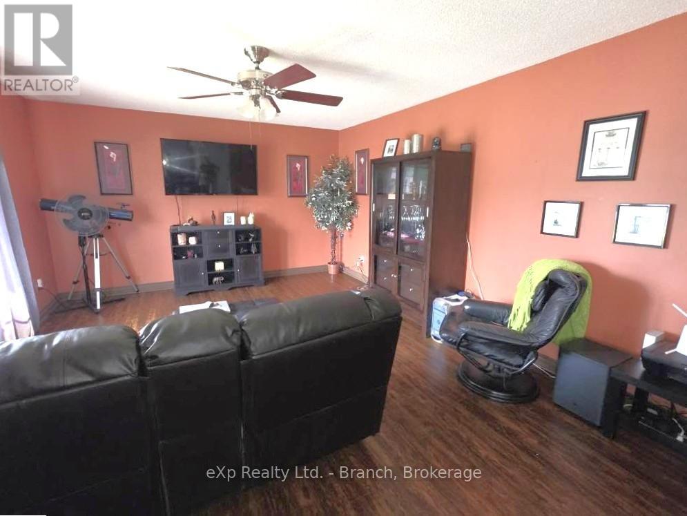 17 GAUTHIER STREET - 13