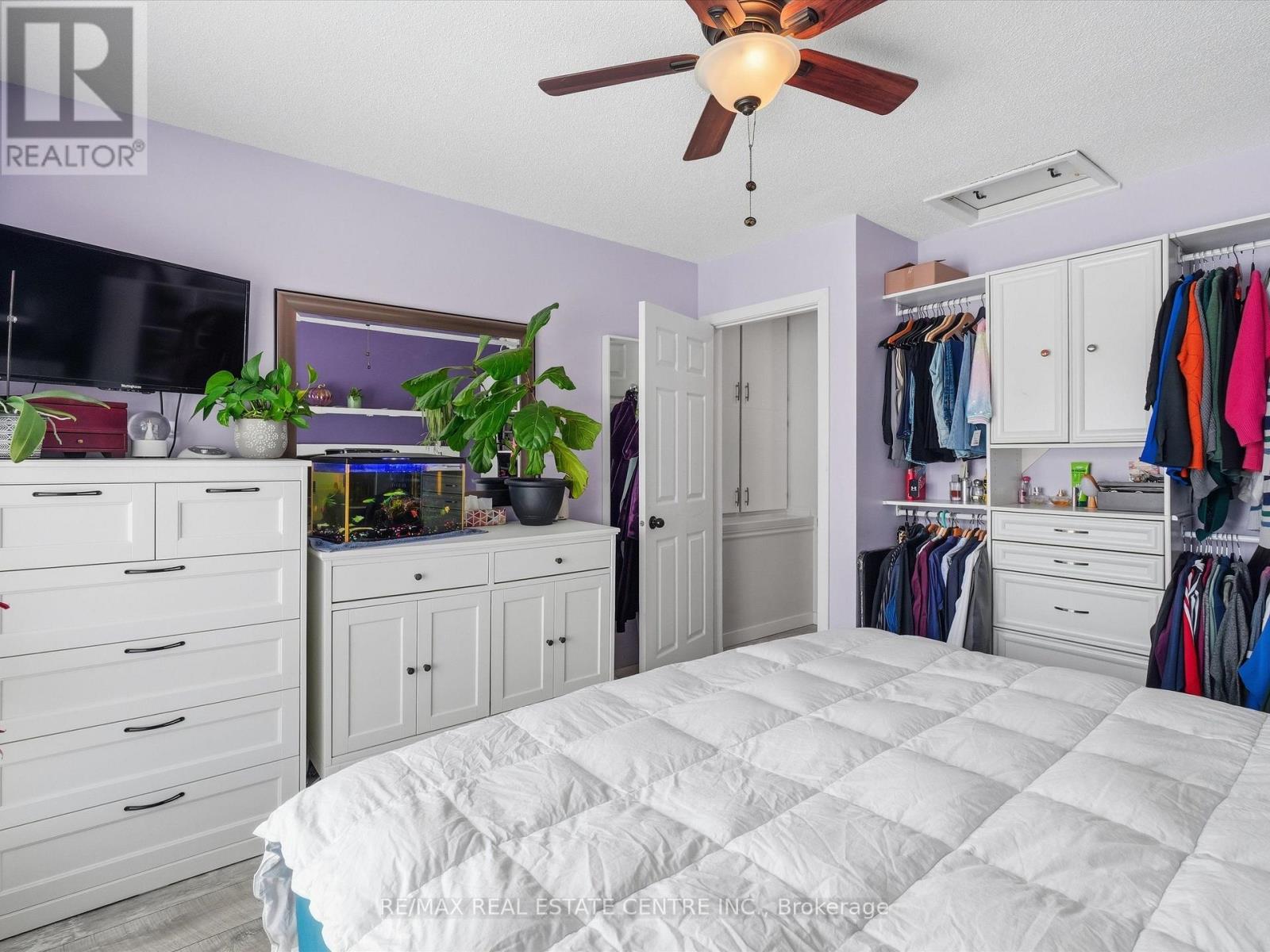 318 SHELBURNE PLACE - 18