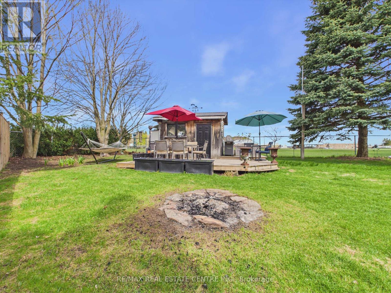 318 SHELBURNE PLACE - 32