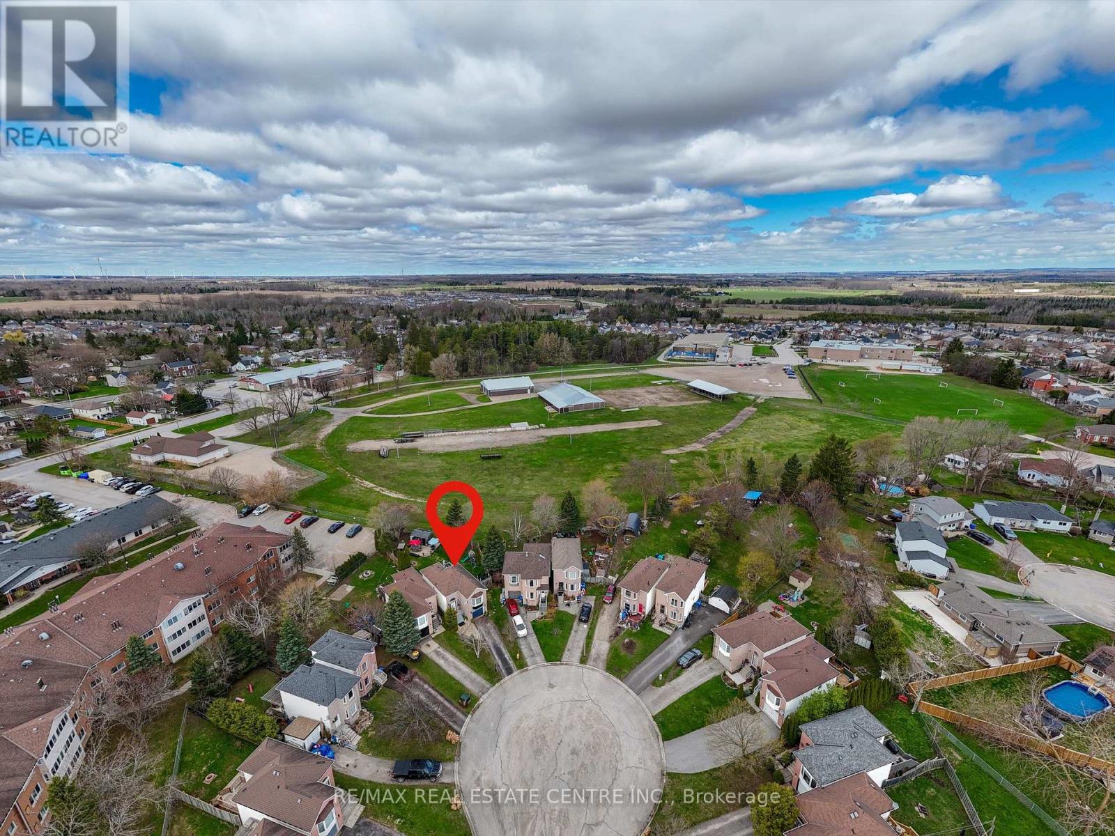 318 SHELBURNE PLACE - 34