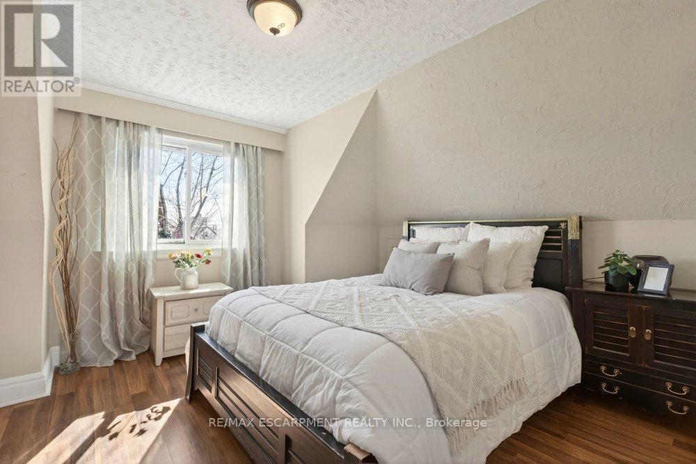 49 CHEEVER STREET - Image 31