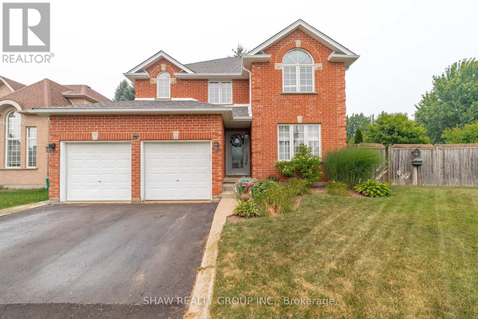 79 BEAVERBROOK CRESCENT - 1