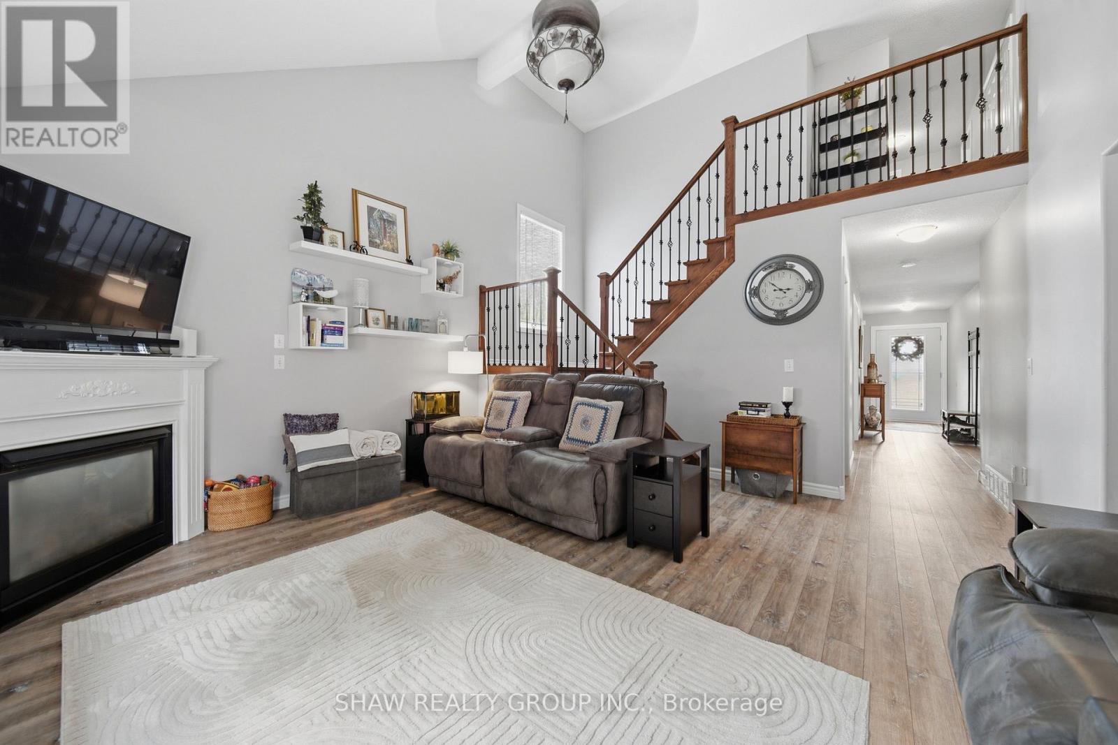 79 BEAVERBROOK CRESCENT - 19