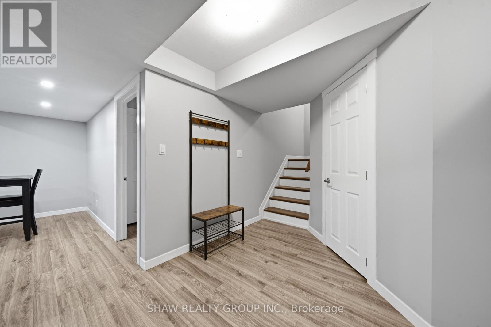 79 BEAVERBROOK CRESCENT - 38