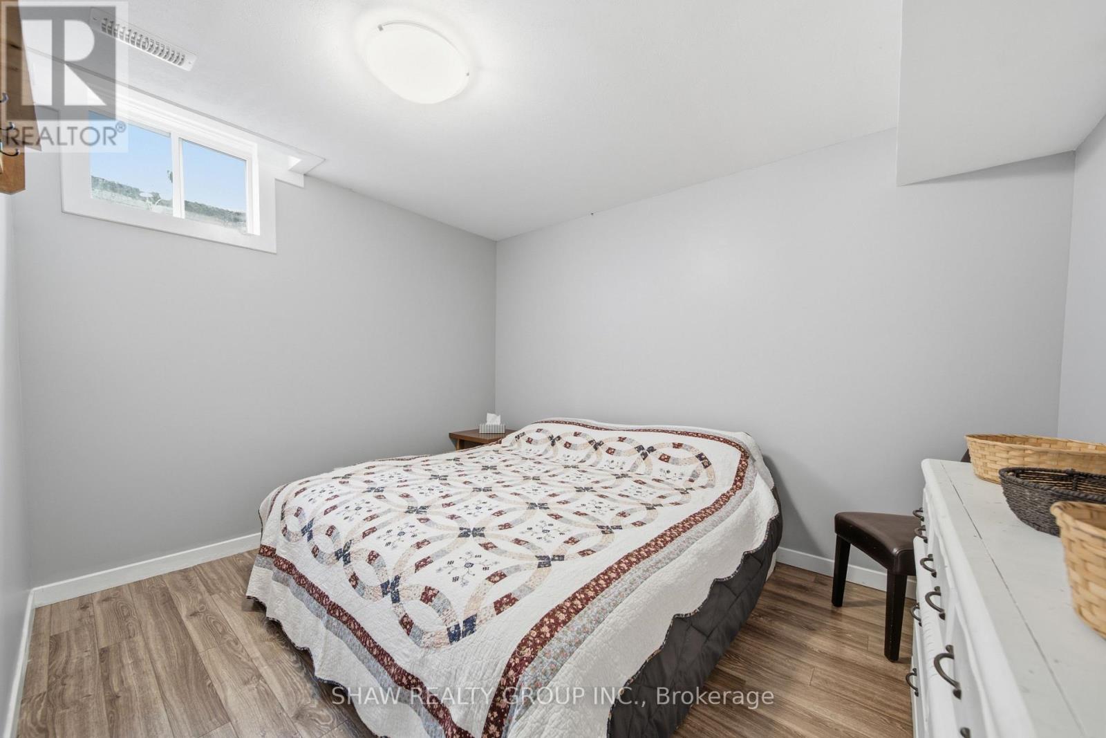 79 BEAVERBROOK CRESCENT - 42