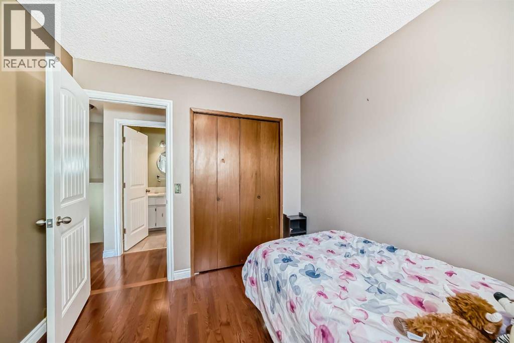 52 Beacham Road NW - 15