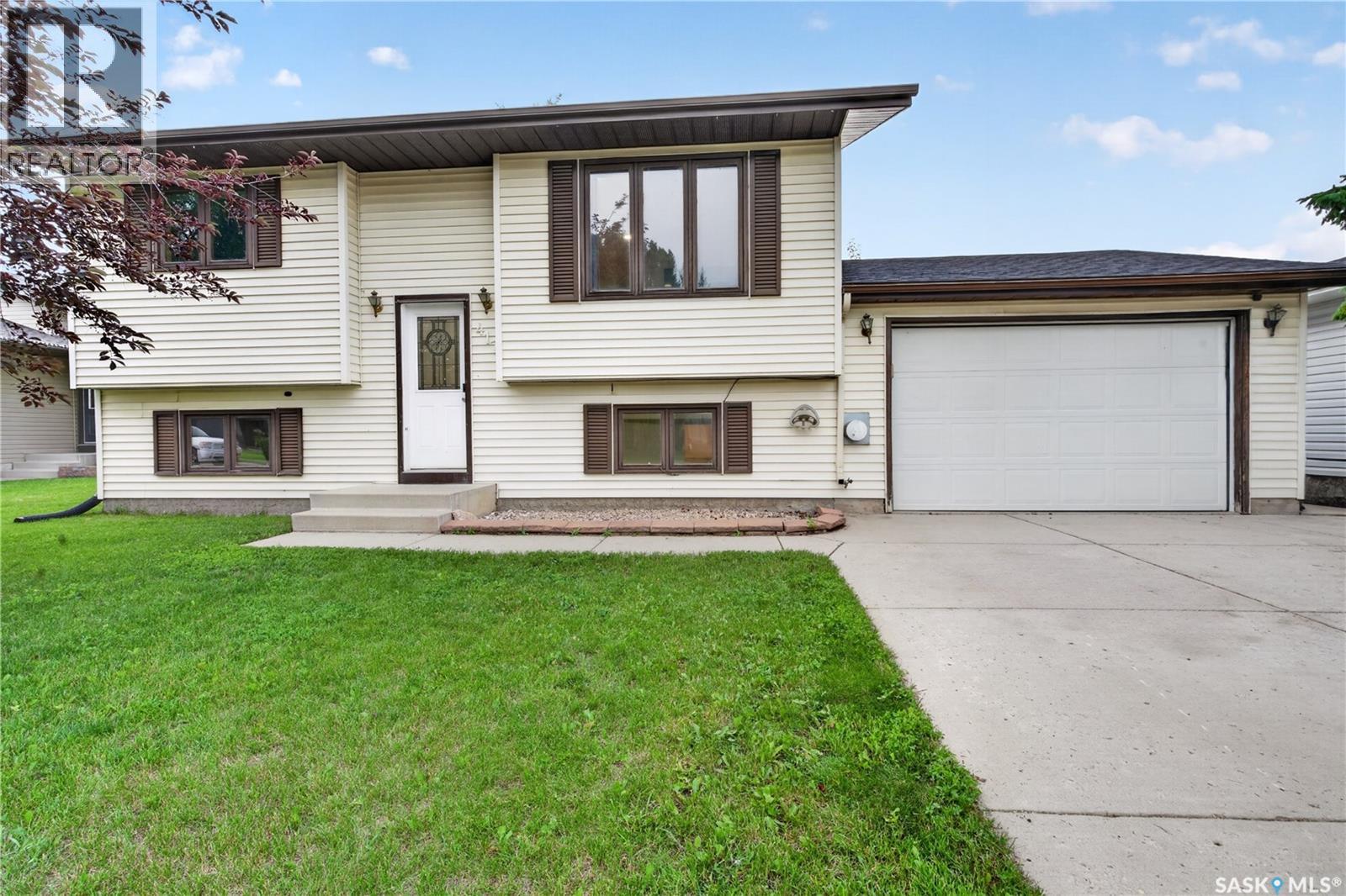417 Fehr CRESCENT - 40
