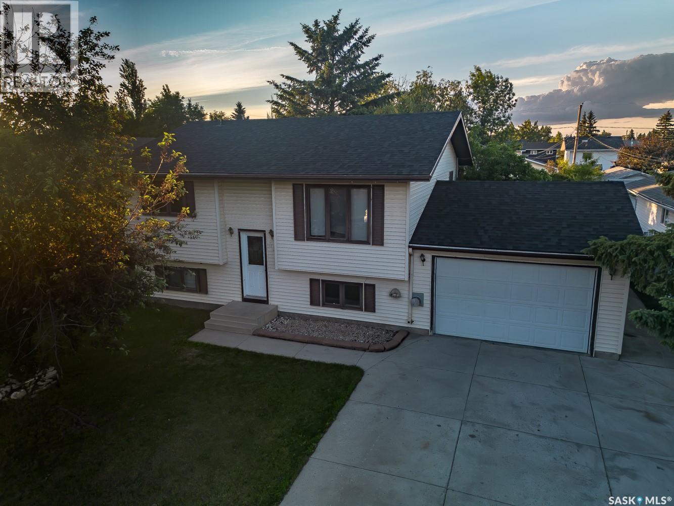 417 Fehr CRESCENT - 42