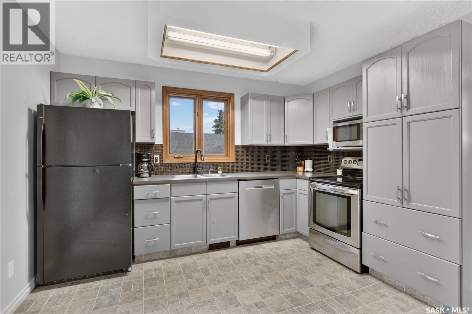 417 Fehr CRESCENT - Image 7