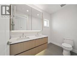 6720 Francis Road, Richmond, BC V7C1K4 Photo 23