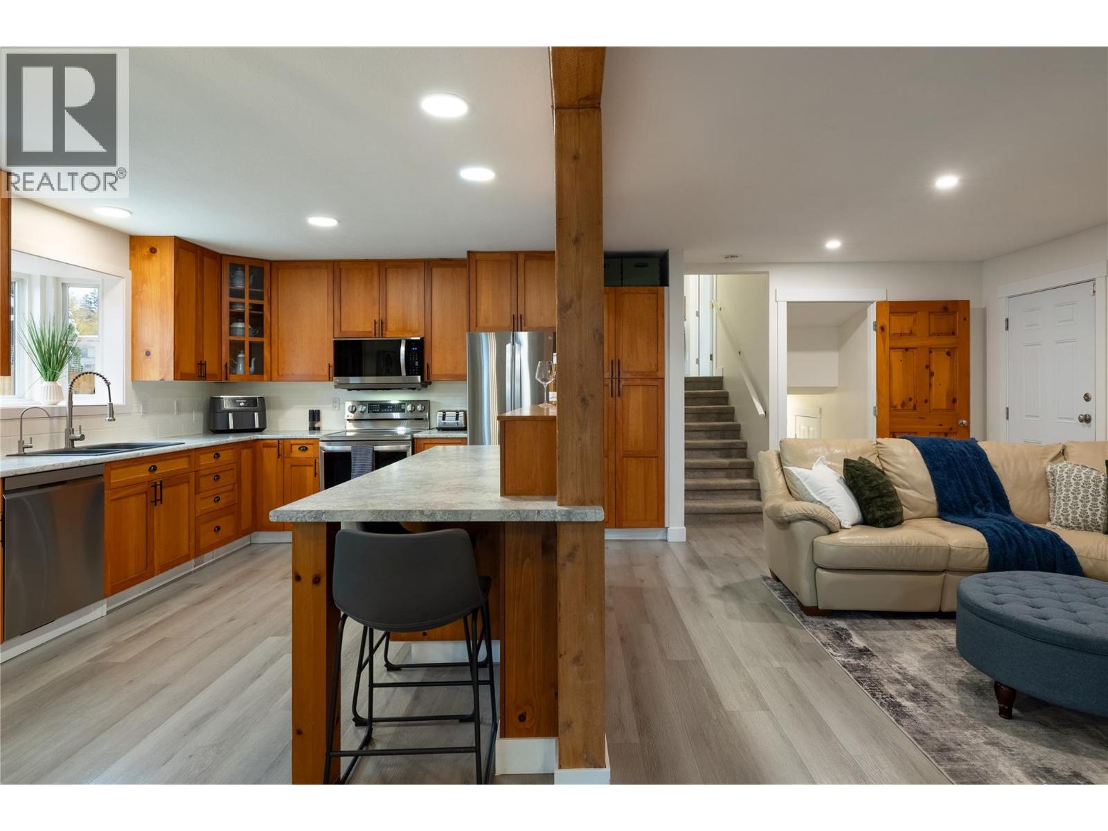5301 Spalding Road - 5