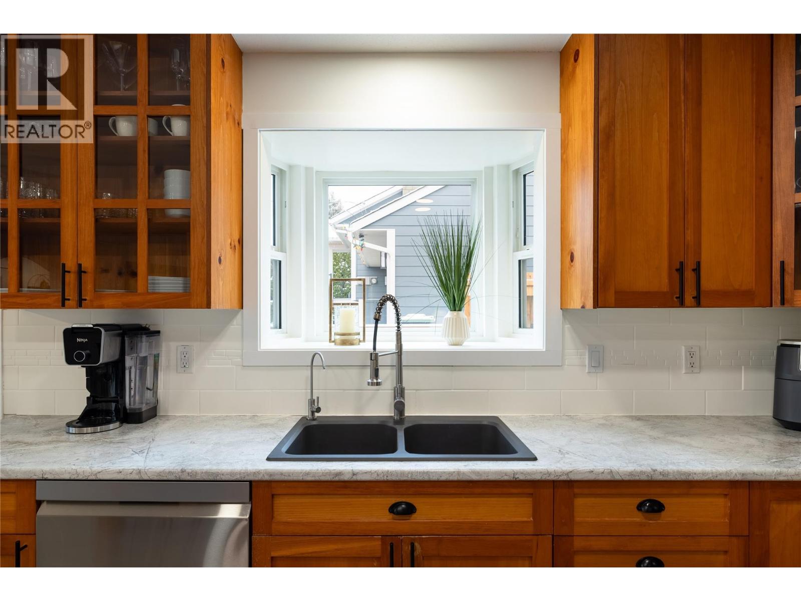 5301 Spalding Road - 11
