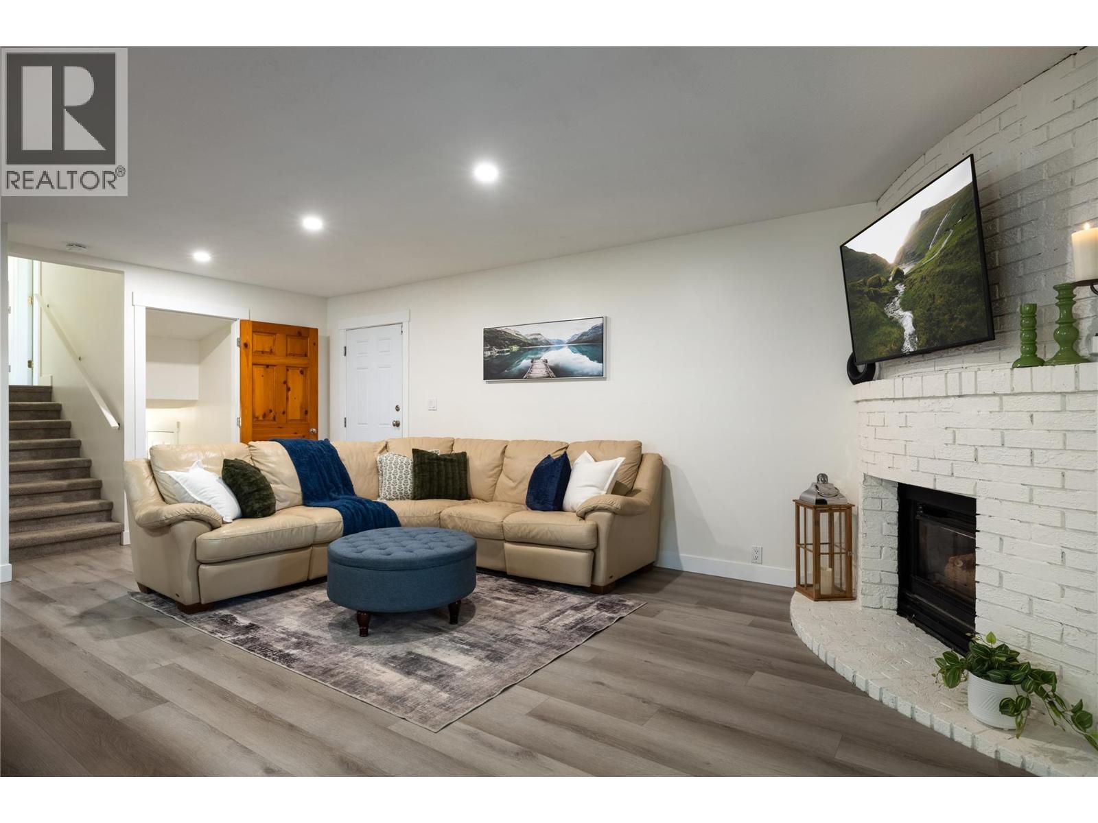 5301 Spalding Road - 6