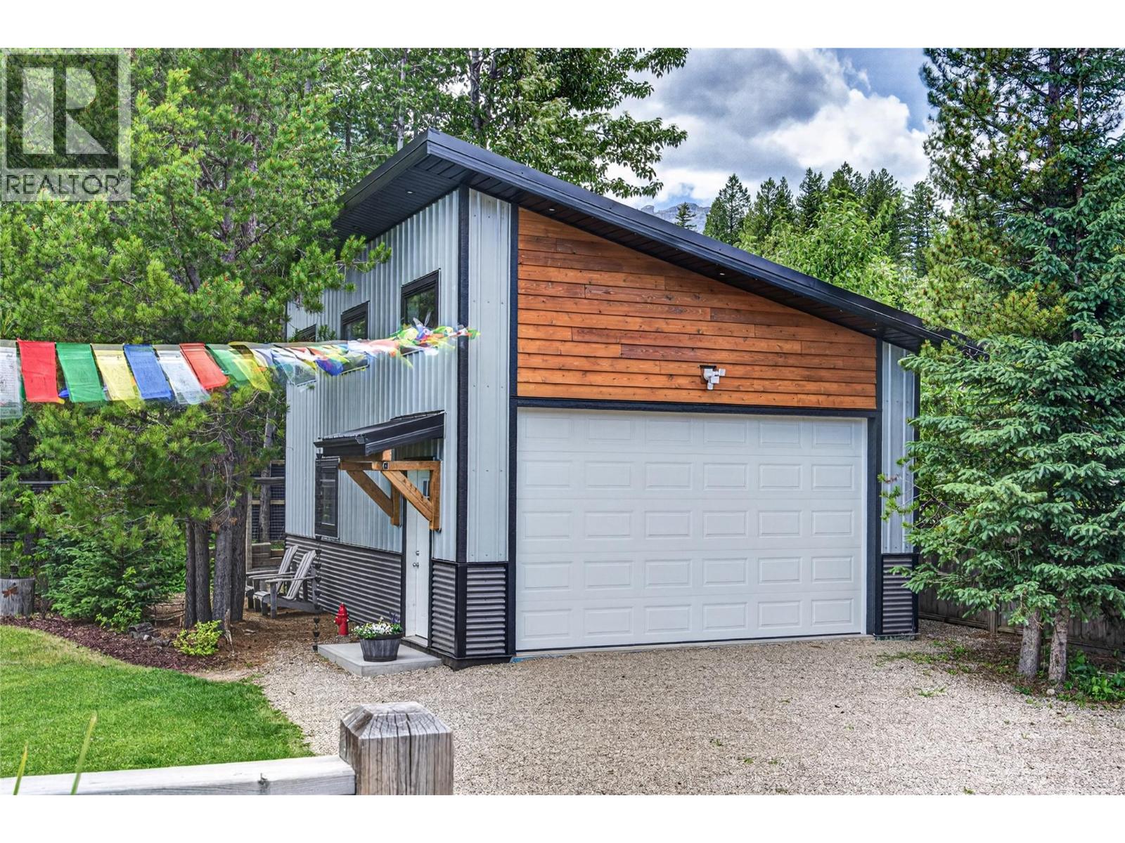 34 Dawson Crescent - 2
