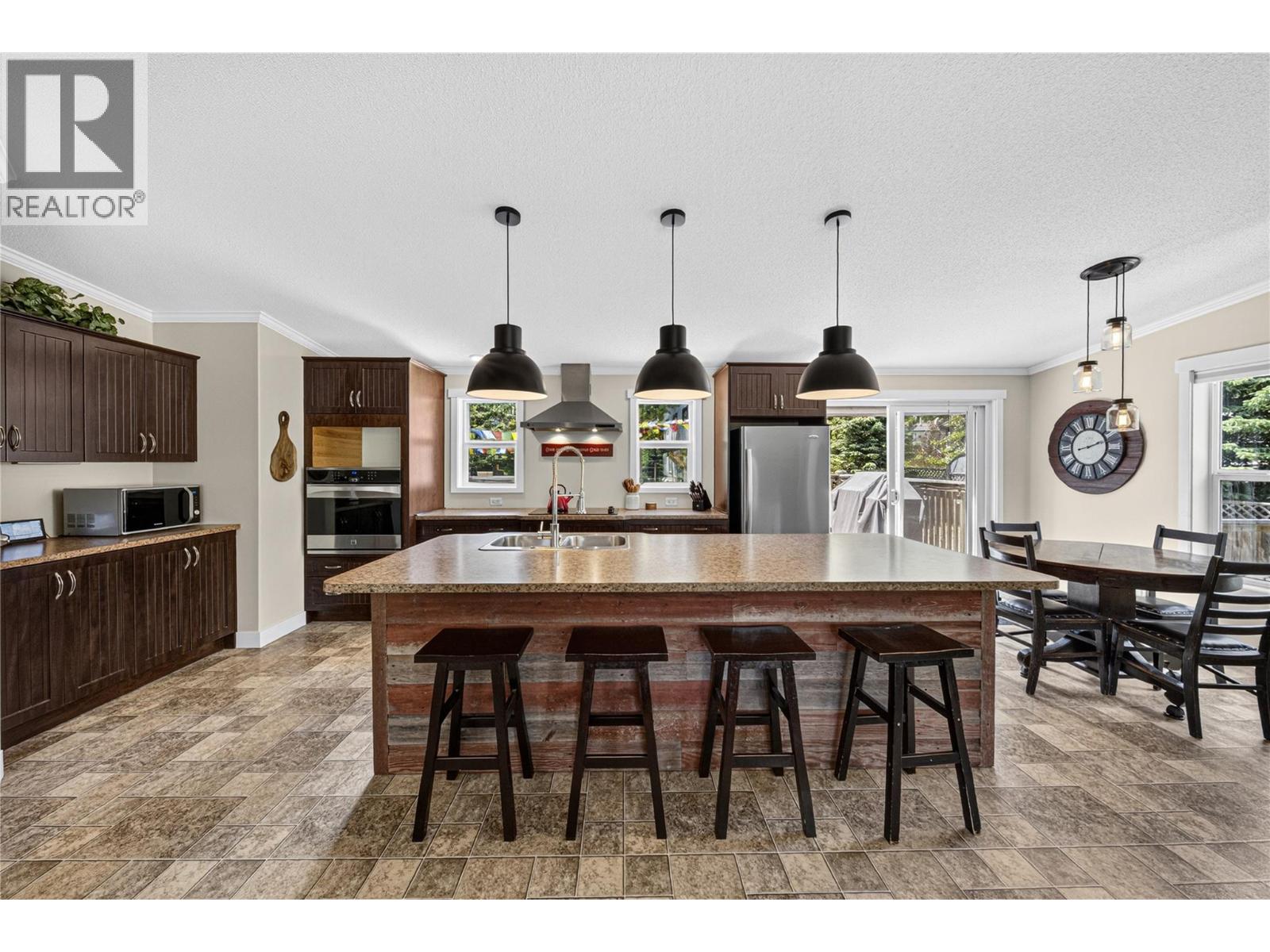 34 Dawson Crescent - 5