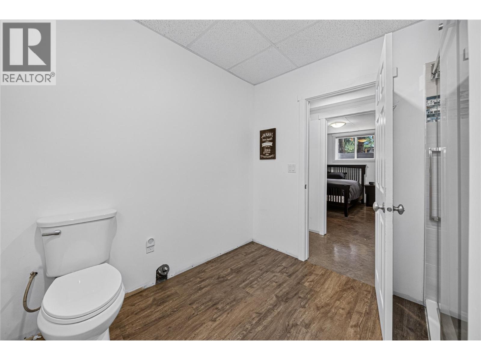 34 Dawson Crescent - 37