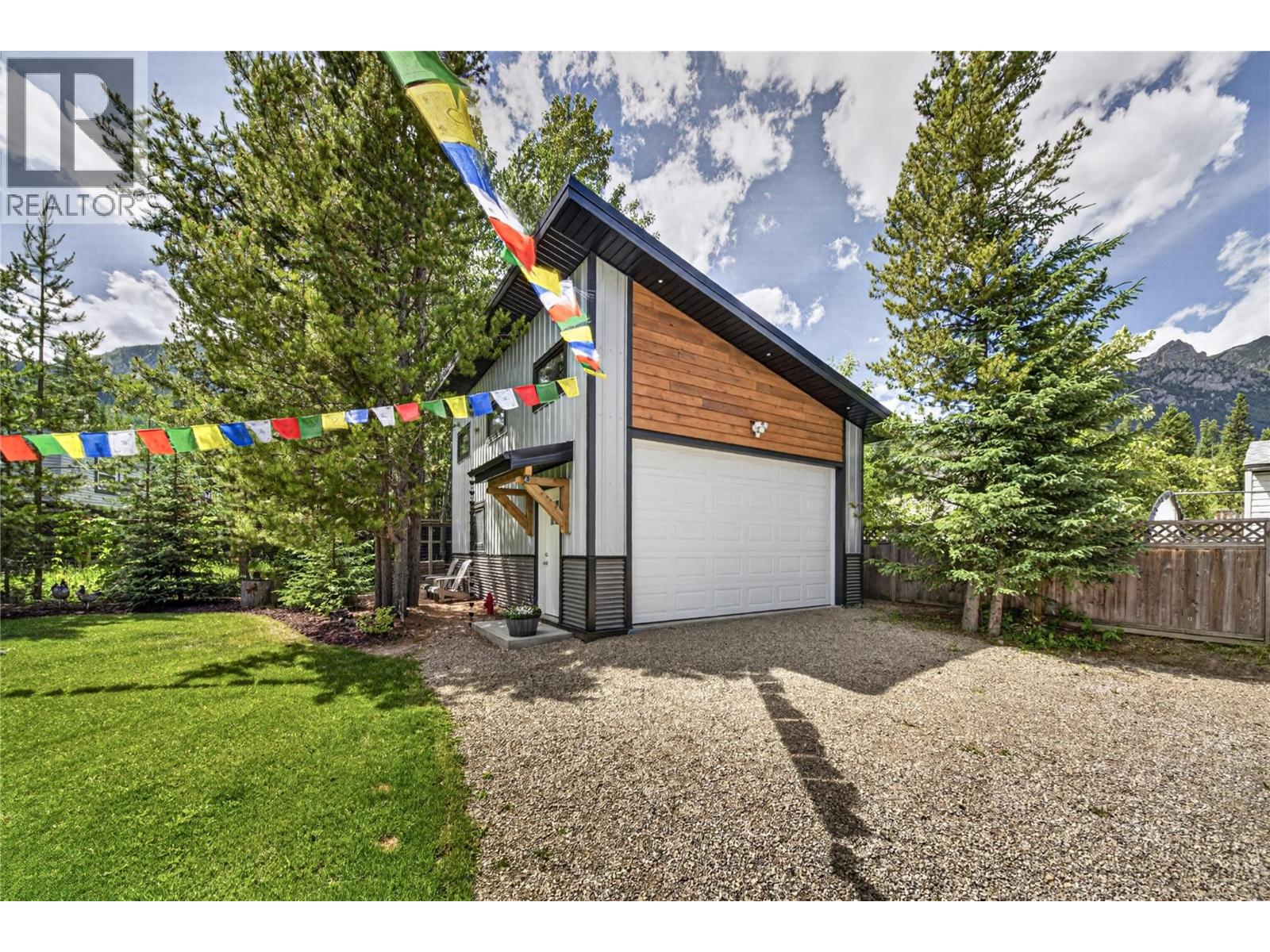 34 Dawson Crescent - 53