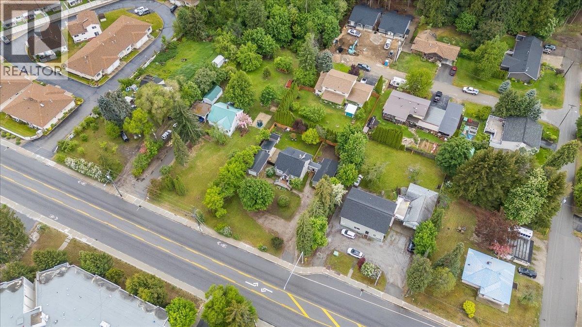 2116 Columbia Avenue - 90
