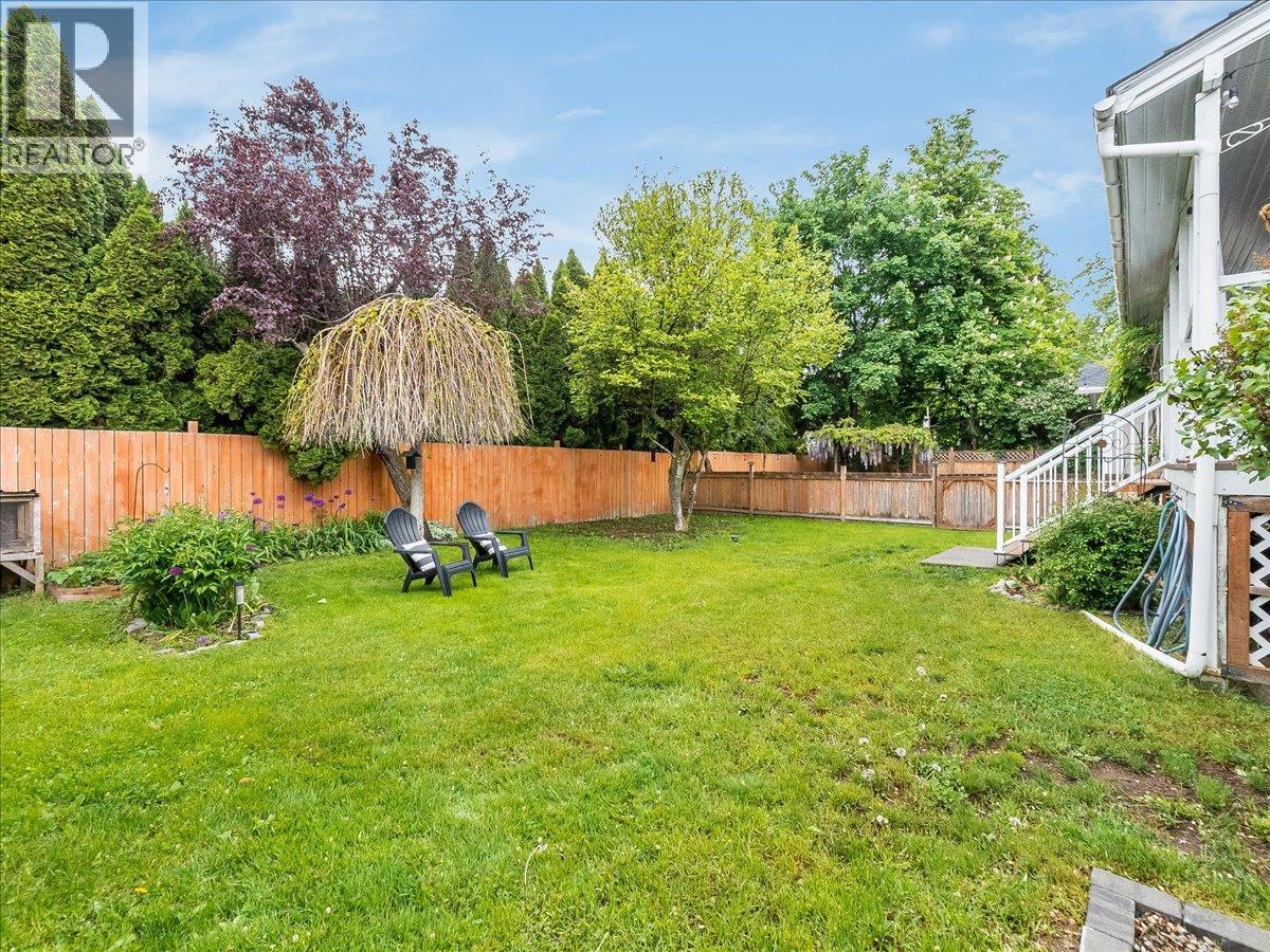 2116 Columbia Avenue - 66