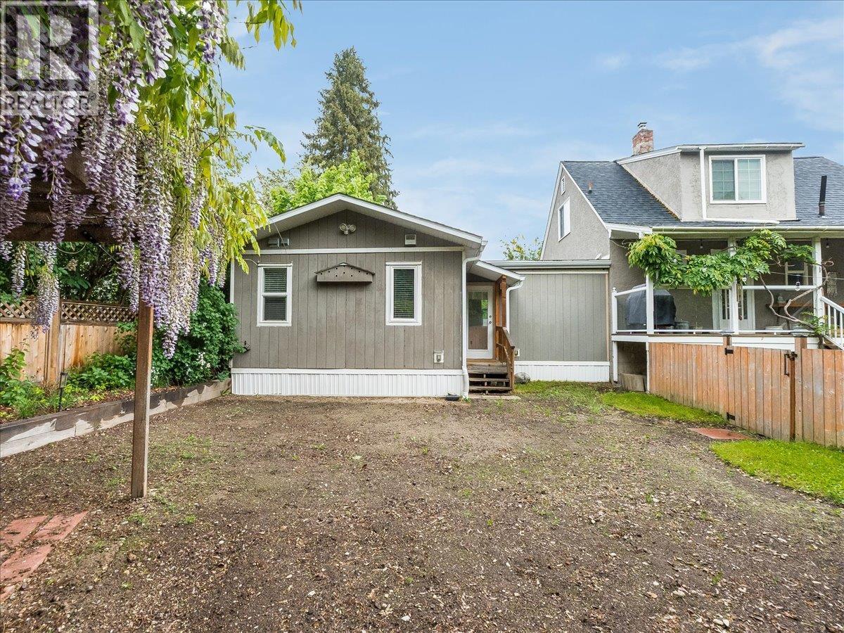 2116 Columbia Avenue - 72