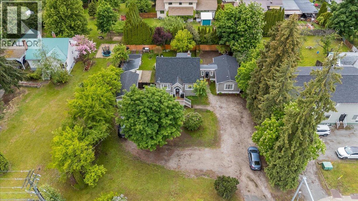 2116 Columbia Avenue - 95