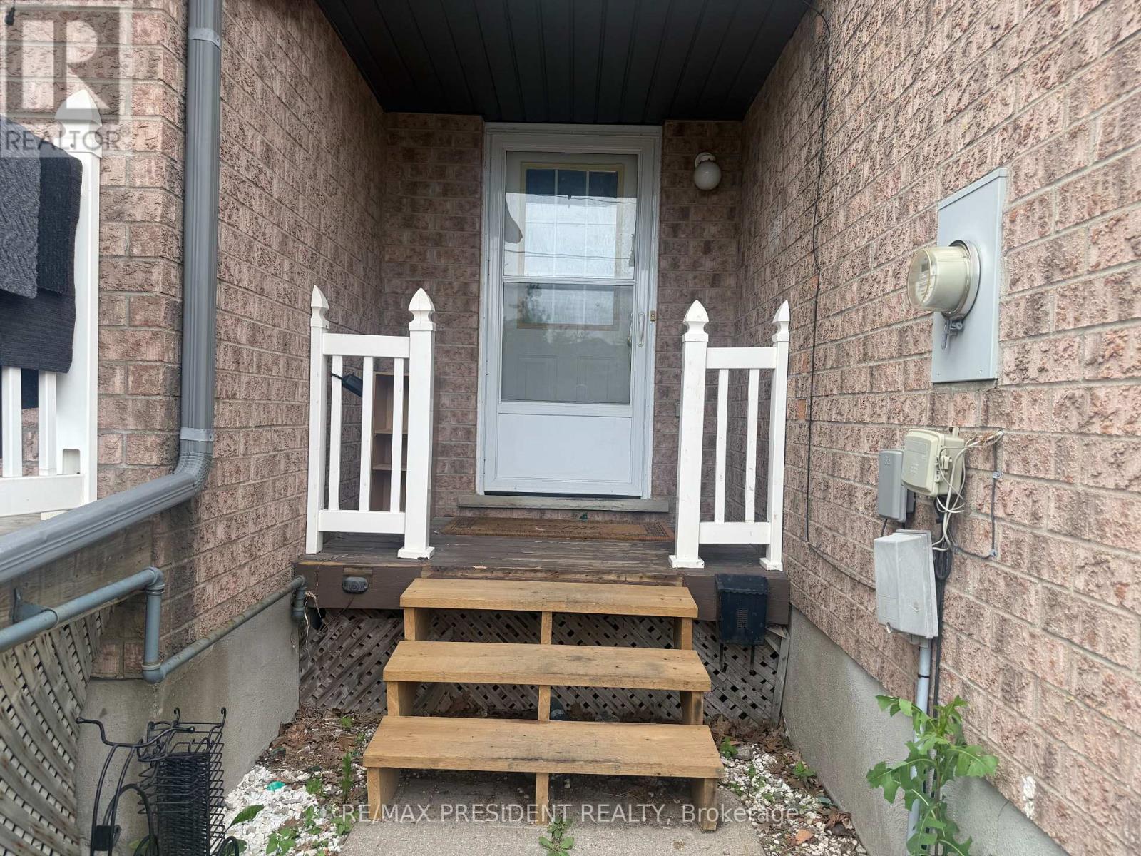 135 ACTIVA AVENUE — photo 3