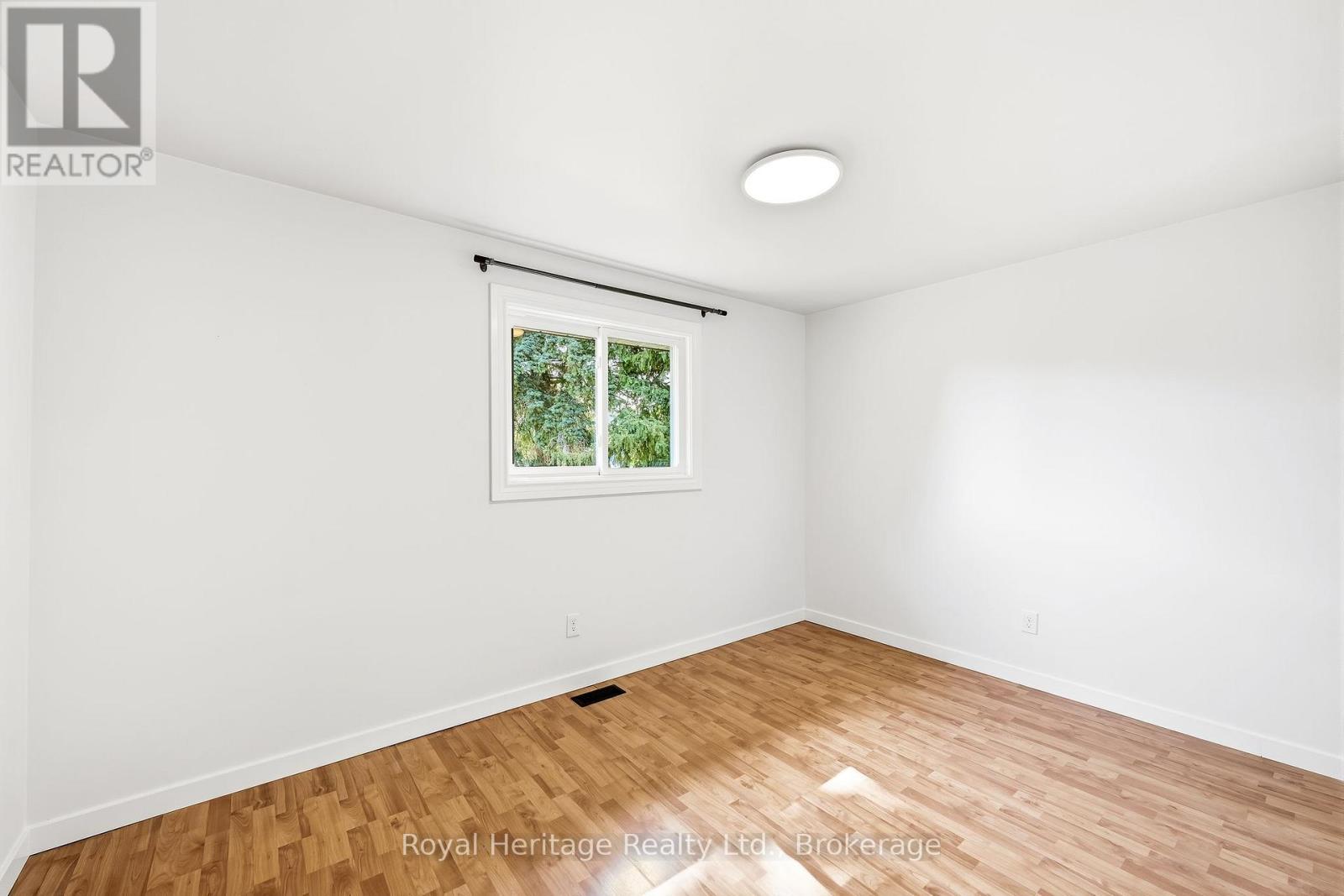4 THORNLEA ROAD - Image 22