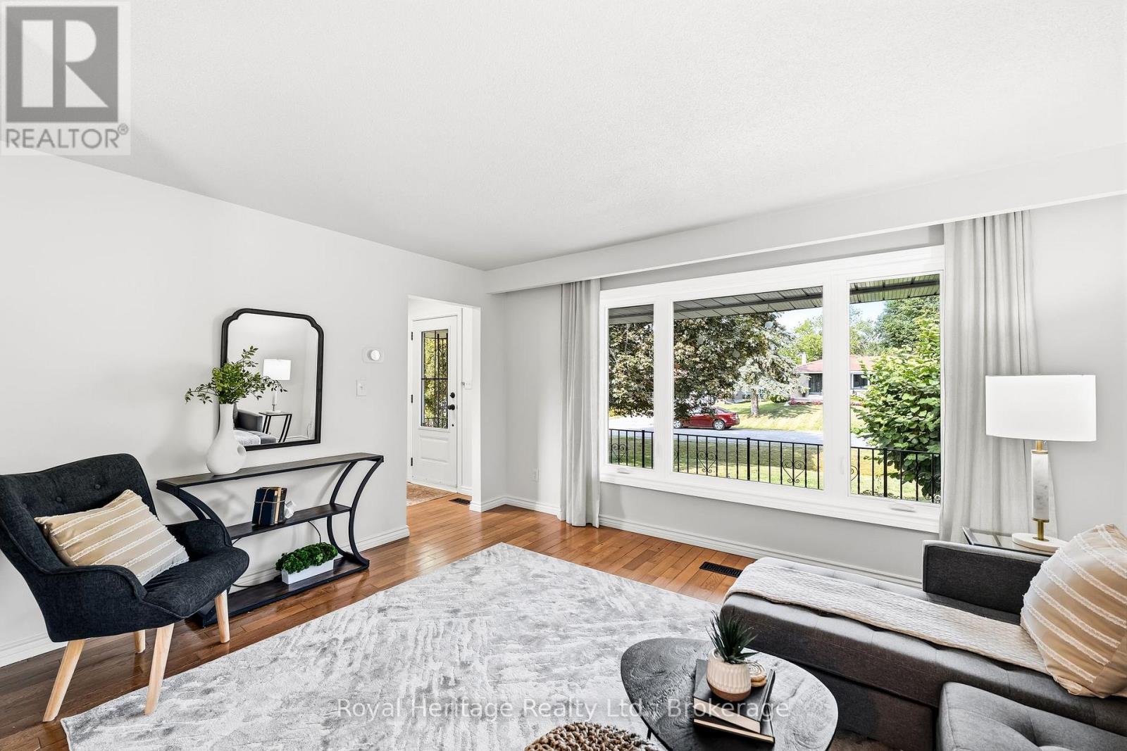 4 THORNLEA ROAD - Image 7