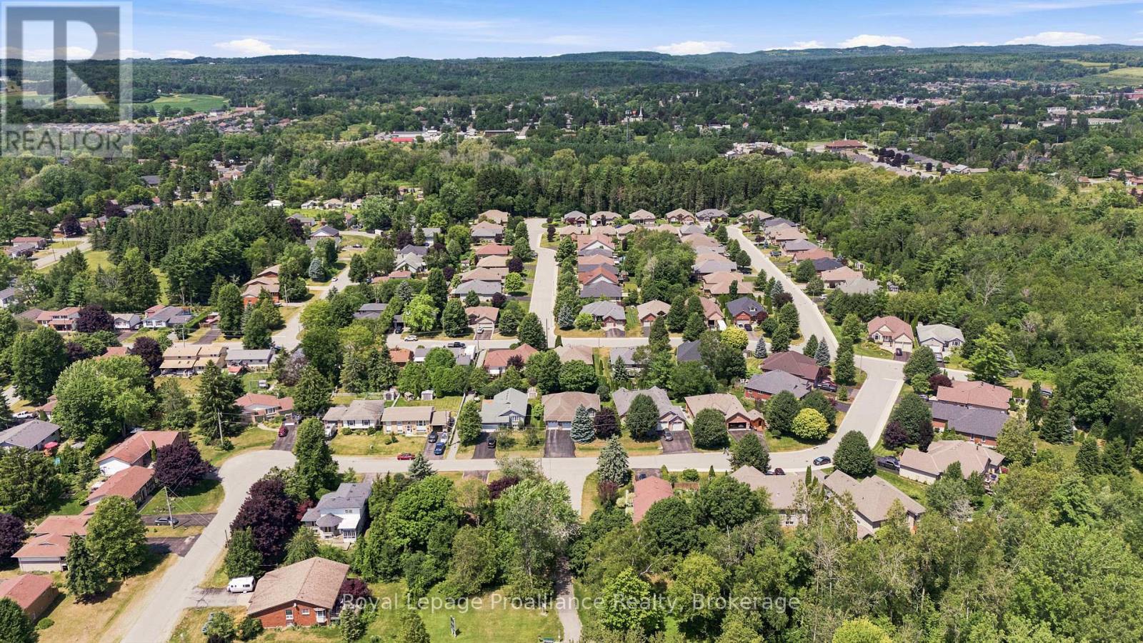 31 HURON DRIVE - 2