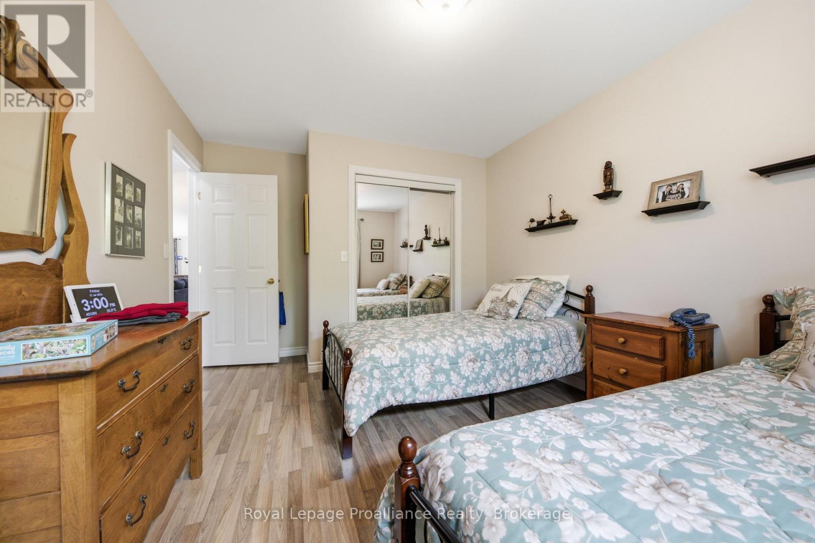 31 HURON DRIVE - Image 24