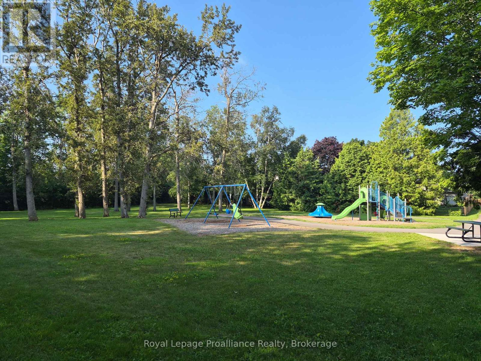 31 HURON DRIVE - Image 5