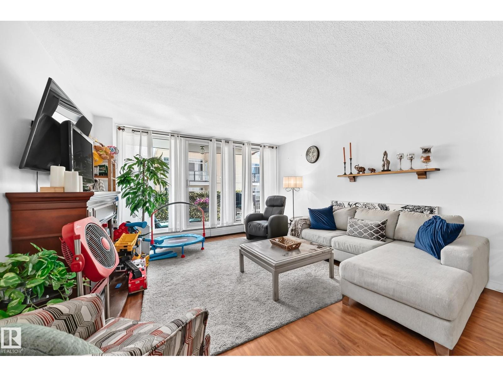 #407 9835 113 ST NW - 2