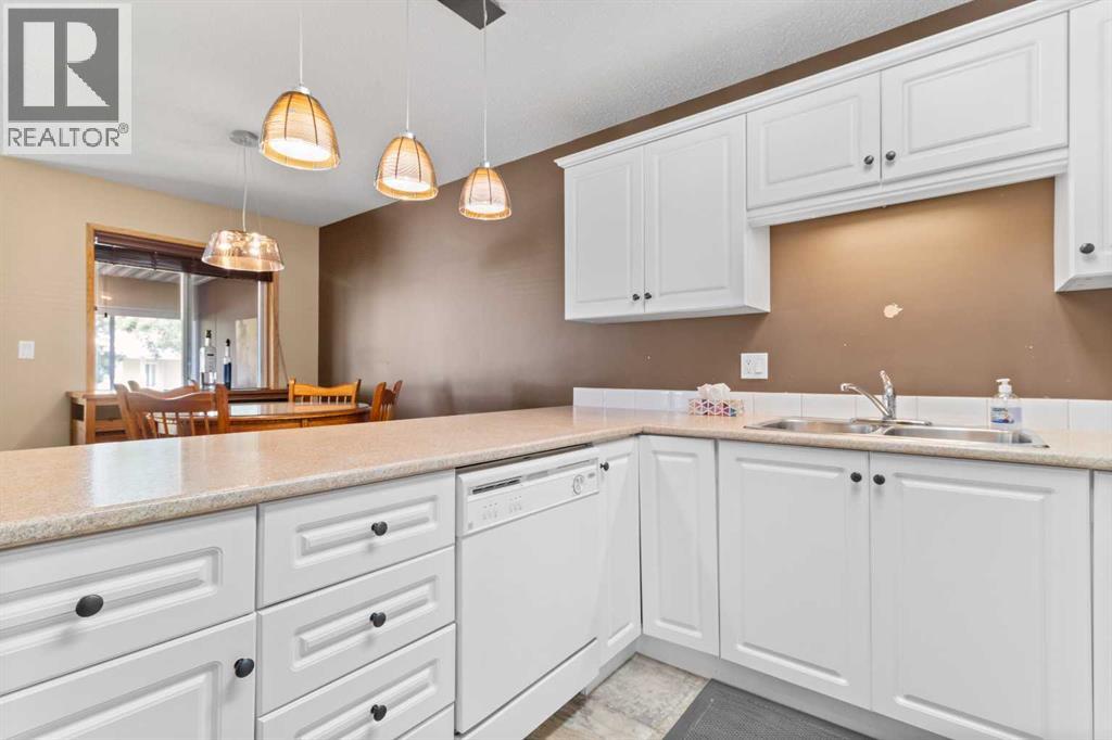 #38 2821 Botterill Crescent - 10