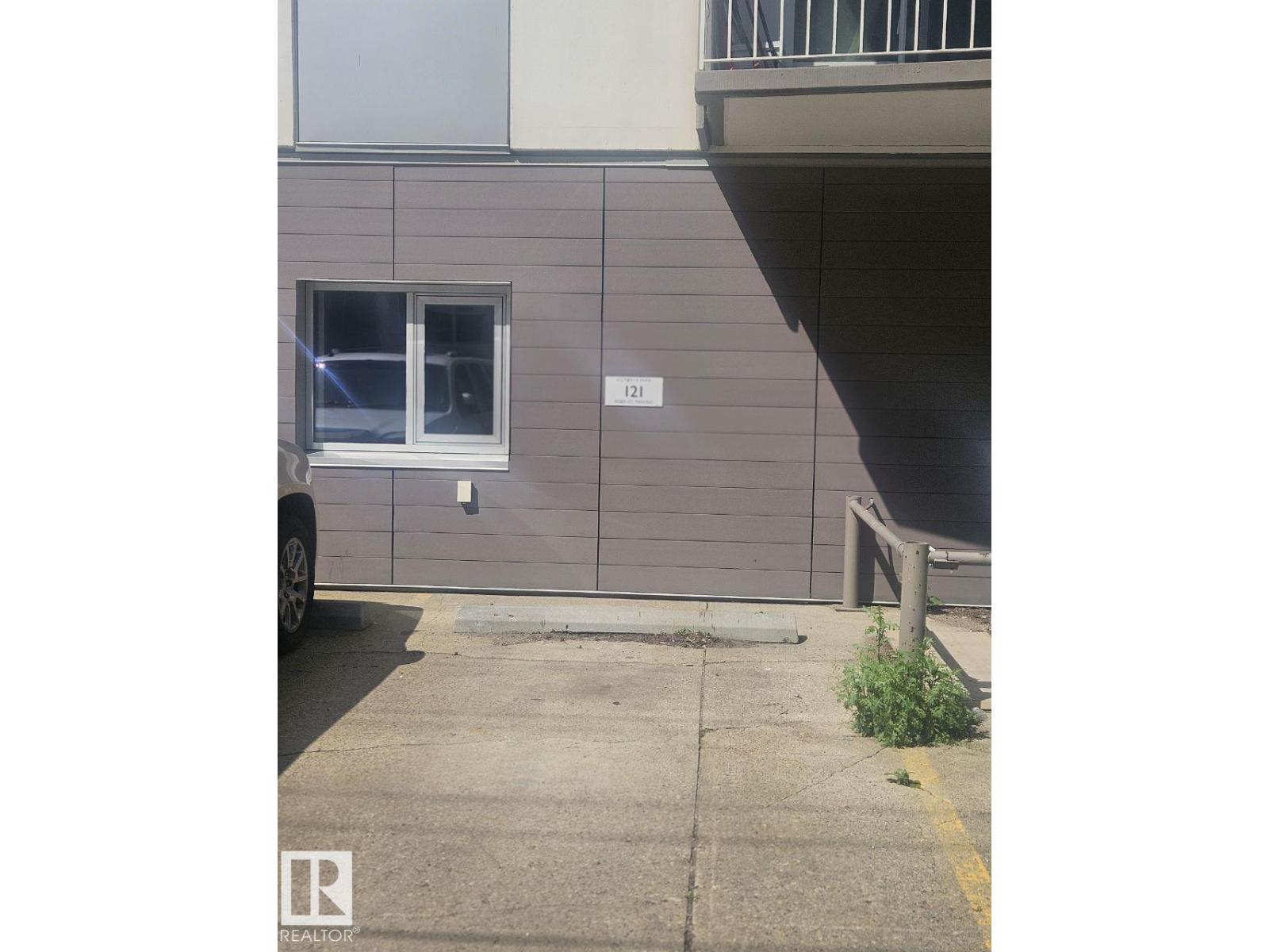 #407 9835 113 ST NW - 45